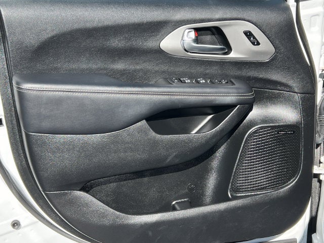 2023 Chrysler Pacifica Limited AWD