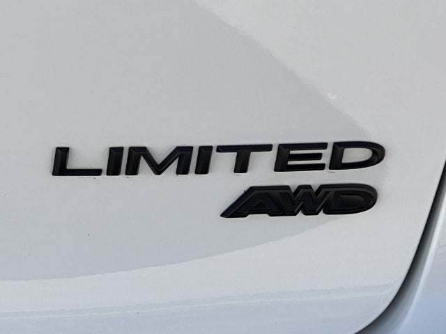 2023 Chrysler Pacifica Limited AWD