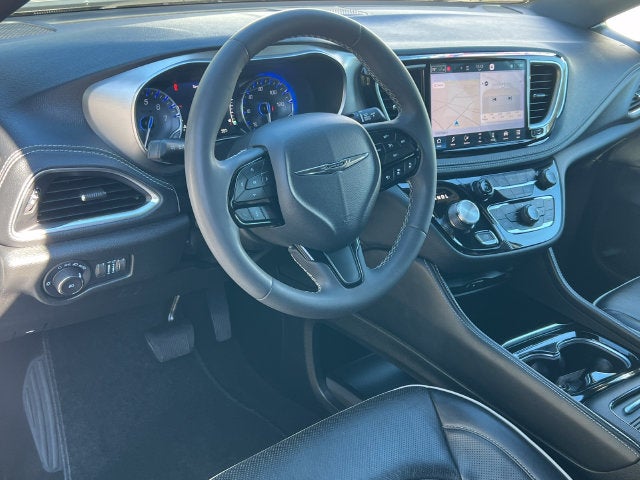 2023 Chrysler Pacifica Limited AWD