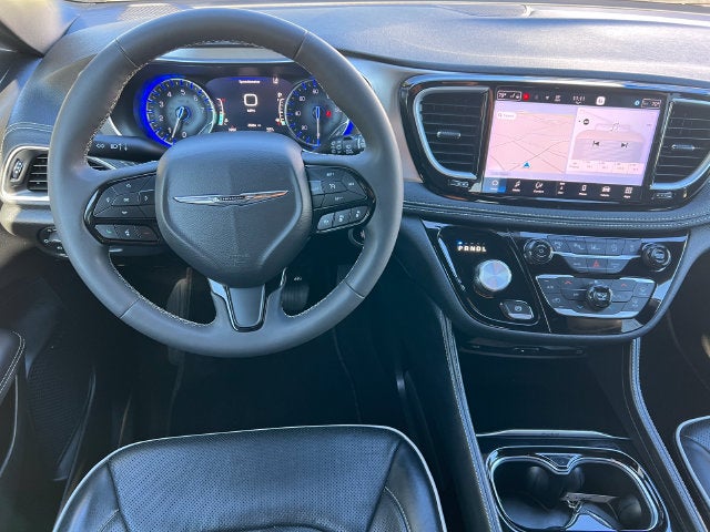 2023 Chrysler Pacifica Limited AWD