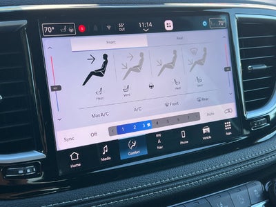 2023 Chrysler Pacifica Limited AWD