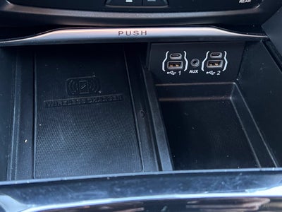 2023 Chrysler Pacifica Limited AWD