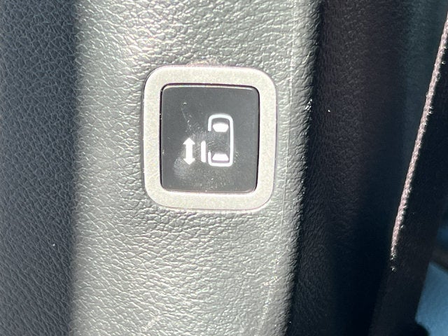 2023 Chrysler Pacifica Limited AWD