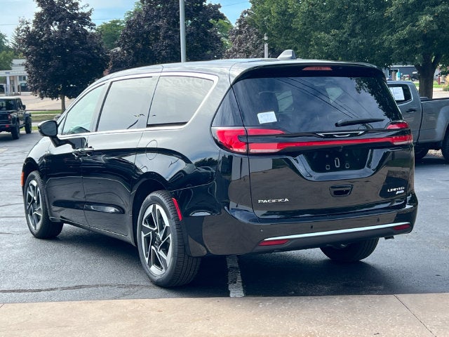 2027 Chrysler Pacifica PACIFICA LIMITED AWD
