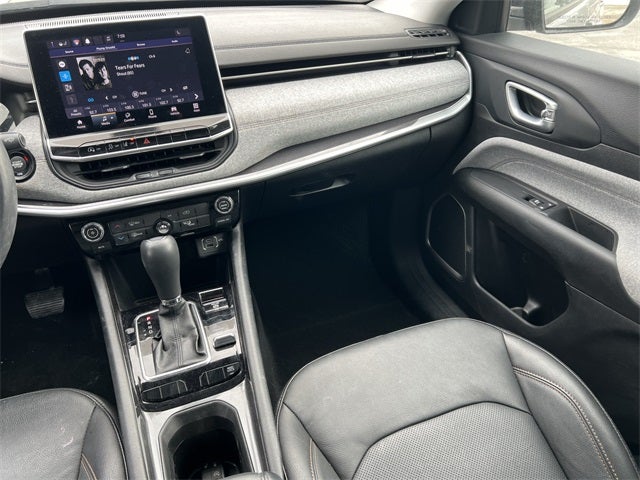 2022 Jeep Compass Latitude Lux 4x4