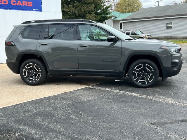 2026 Jeep Cherokee CHEROKEE LAREDO 4X4