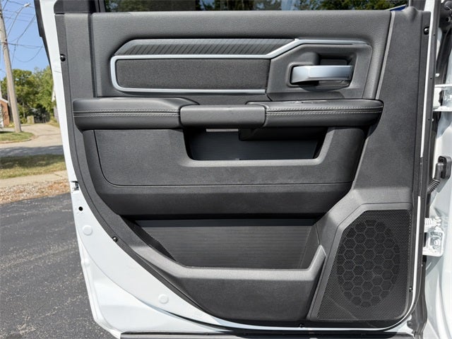 2026 RAM Ram 3500 RAM 3500 BIG HORN CREW CAB 4X4 6'4' BOX