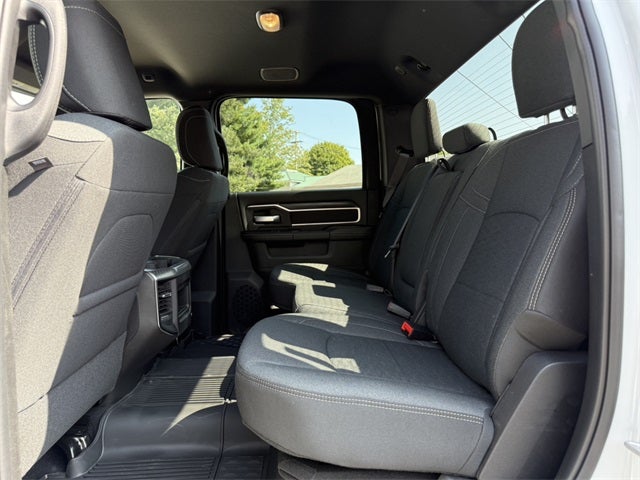 2026 RAM Ram 3500 RAM 3500 BIG HORN CREW CAB 4X4 6'4' BOX