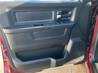 2017 RAM 1500 Express Crew Cab 4x4 5'7' Box