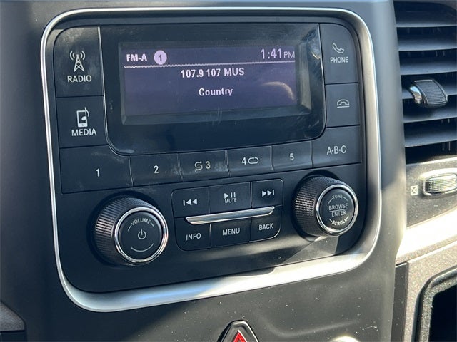 2017 RAM 1500 Express Crew Cab 4x4 5'7' Box