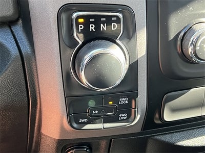 2017 RAM 1500 Express Crew Cab 4x4 5'7' Box