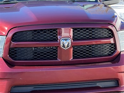 2017 RAM 1500 Express Crew Cab 4x4 5'7' Box