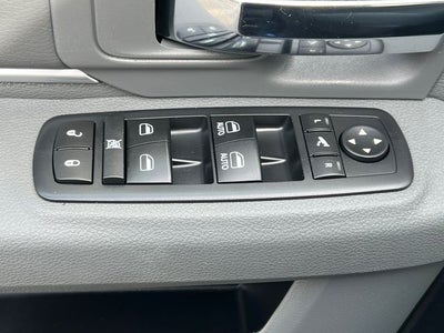2017 RAM 1500 Big Horn Crew Cab 4x4 5'7' Box