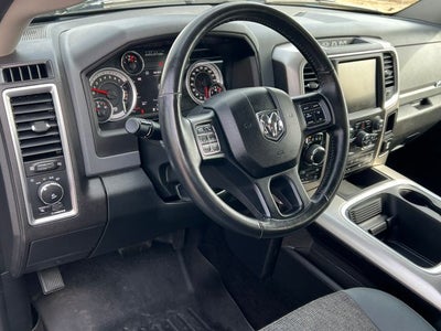 2017 RAM 1500 Big Horn Crew Cab 4x4 5'7' Box