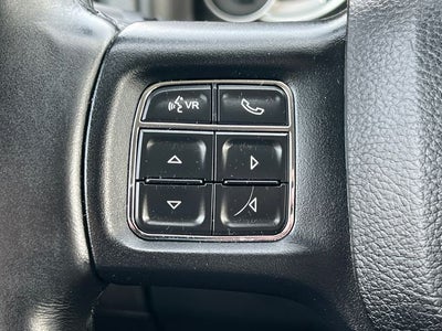 2017 RAM 1500 Big Horn Crew Cab 4x4 5'7' Box