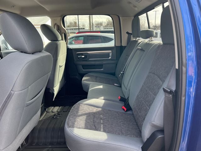 2017 RAM 1500 Big Horn Crew Cab 4x4 5'7' Box