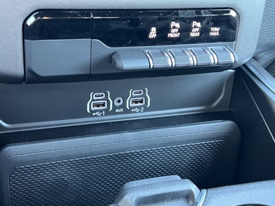 2027 RAM Ram 1500 RAM 1500 BIG HORN CREW CAB 4X4 5'7' BOX