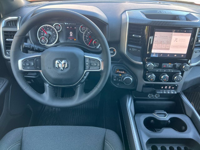 2027 RAM Ram 1500 RAM 1500 BIG HORN CREW CAB 4X4 5'7' BOX