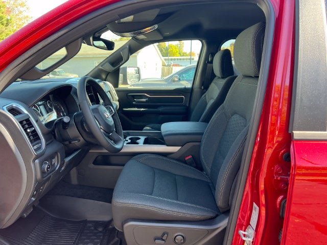 2027 RAM Ram 1500 RAM 1500 BIG HORN CREW CAB 4X4 5'7' BOX