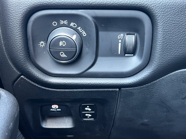 2027 RAM Ram 1500 RAM 1500 BIG HORN CREW CAB 4X4 5'7' BOX