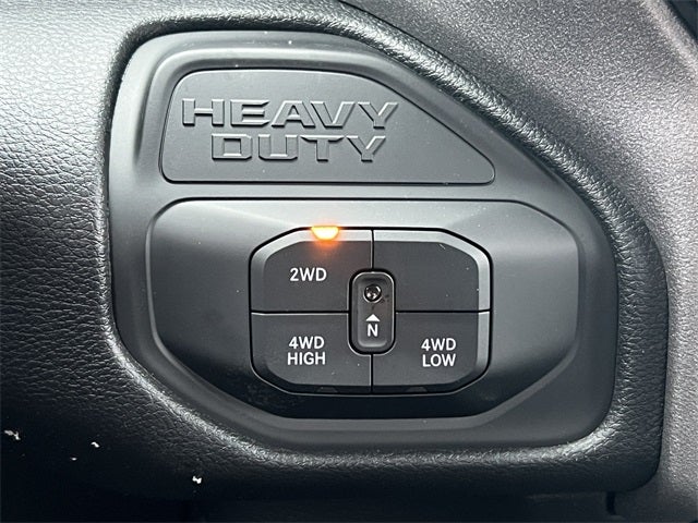 2026 RAM Ram 2500 RAM 2500 BLACK EXPRESS CREW CAB 4X4 6'4' BOX