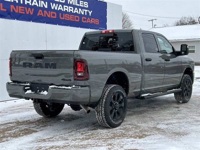 2026 RAM Ram 2500 RAM 2500 BLACK EXPRESS CREW CAB 4X4 6'4' BOX