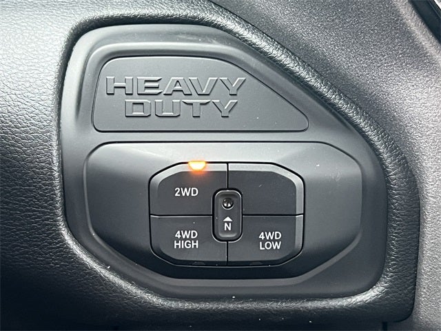 2026 RAM Ram 2500 RAM 2500 BLACK EXPRESS CREW CAB 4X4 6'4' BOX