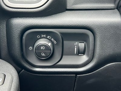 2026 RAM Ram 2500 RAM 2500 BLACK EXPRESS CREW CAB 4X4 6'4' BOX