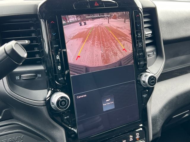 2026 RAM Ram 2500 RAM 2500 BLACK EXPRESS CREW CAB 4X4 6'4' BOX