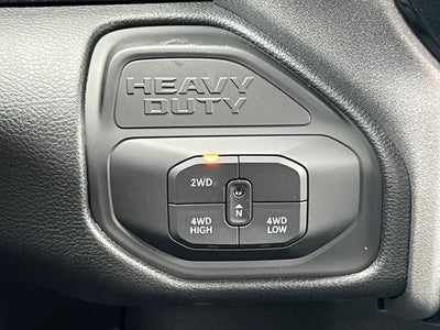 2026 RAM Ram 2500 RAM 2500 BLACK EXPRESS CREW CAB 4X4 6'4' BOX