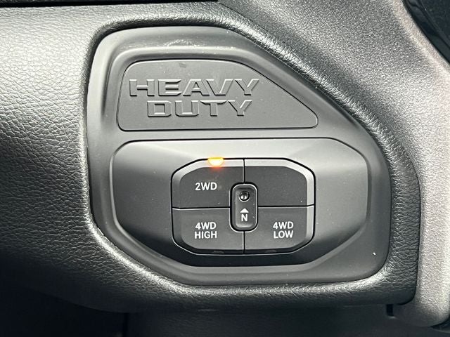 2026 RAM Ram 2500 RAM 2500 BLACK EXPRESS CREW CAB 4X4 6'4' BOX