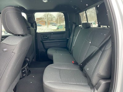 2026 RAM Ram 2500 RAM 2500 BLACK EXPRESS CREW CAB 4X4 6'4' BOX