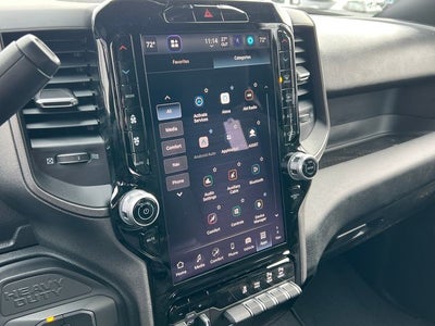 2026 RAM Ram 2500 RAM 2500 BLACK EXPRESS CREW CAB 4X4 6'4' BOX