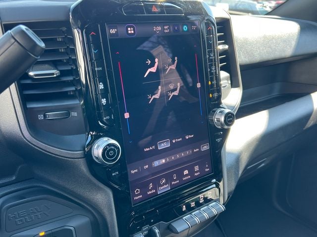 2026 RAM Ram 2500 RAM 2500 BLACK EXPRESS CREW CAB 4X4 6'4' BOX