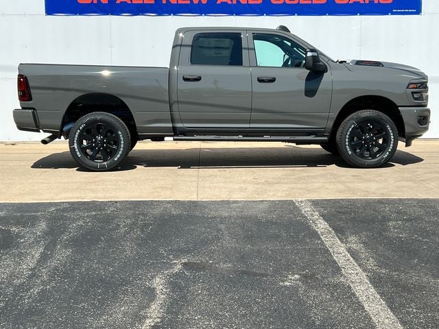 2026 RAM Ram 2500 RAM 2500 BLACK EXPRESS CREW CAB 4X4 6'4' BOX