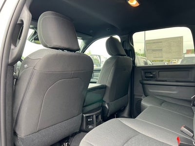 2026 RAM 2500 RAM 2500 BLACK EXPRESS CREW CAB 4X4 6'4' BOX