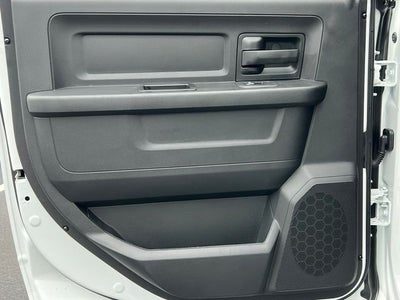 2026 RAM 2500 RAM 2500 BLACK EXPRESS CREW CAB 4X4 6'4' BOX