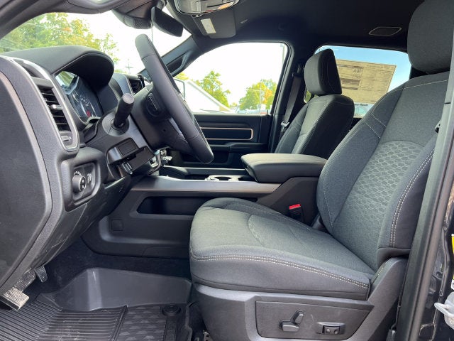 2027 RAM Ram 2500 RAM 2500 BIG HORN CREW CAB 4X4 6'4' BOX