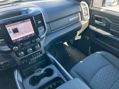2027 RAM Ram 2500 RAM 2500 BIG HORN CREW CAB 4X4 6'4' BOX