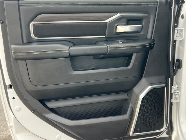 2026 RAM 2500 Laramie Crew Cab 4x4 6'4' Box