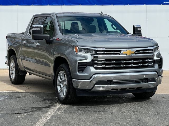 2023 Chevrolet Silverado 1500 4WD Crew Cab Short Bed LTZ