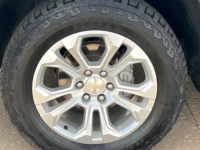 2023 Chevrolet Silverado 1500 4WD Crew Cab Short Bed LTZ