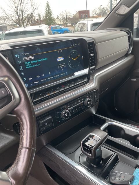 2023 Chevrolet Silverado 1500 4WD Crew Cab Short Bed LTZ