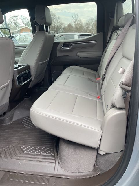 2023 Chevrolet Silverado 1500 4WD Crew Cab Short Bed LTZ