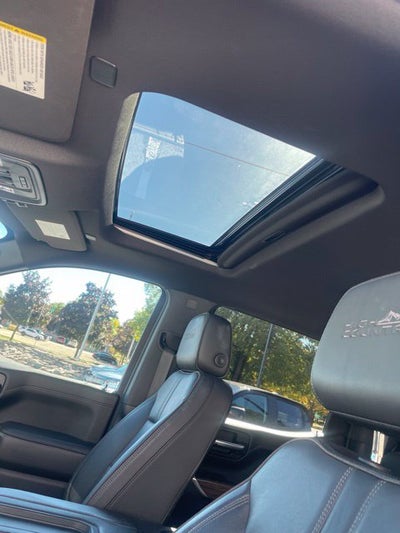 2021 Chevrolet Silverado 1500 4WD Crew Cab Short Bed High Country