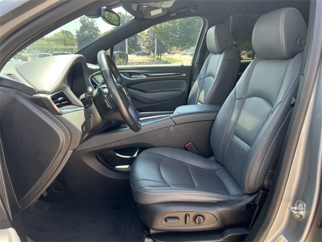 2023 Buick Enclave Essence AWD