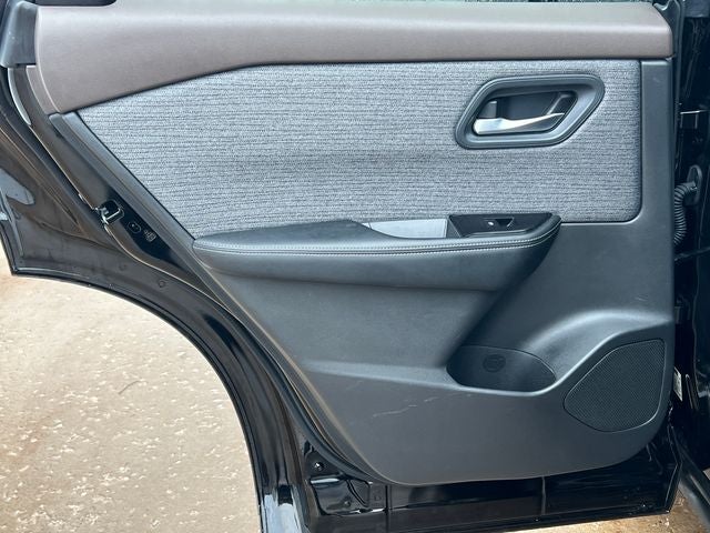 2022 Nissan Rogue SV Intelligent AWD