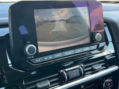 2025 Nissan Pathfinder SV 4WD