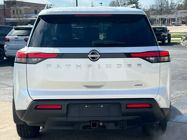 2025 Nissan Pathfinder SV 4WD