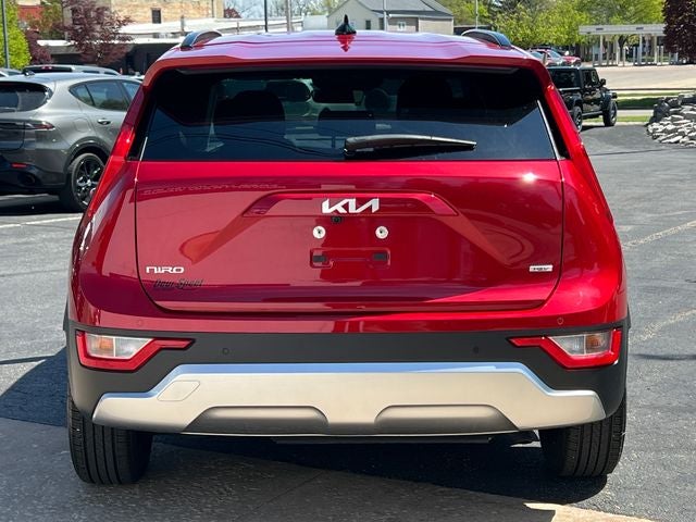 2023 Kia Niro EX